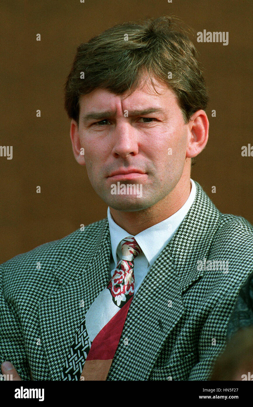 BRYAN ROBSON MANCHESTER UNITED FC 07 September 1992 Stock Photo