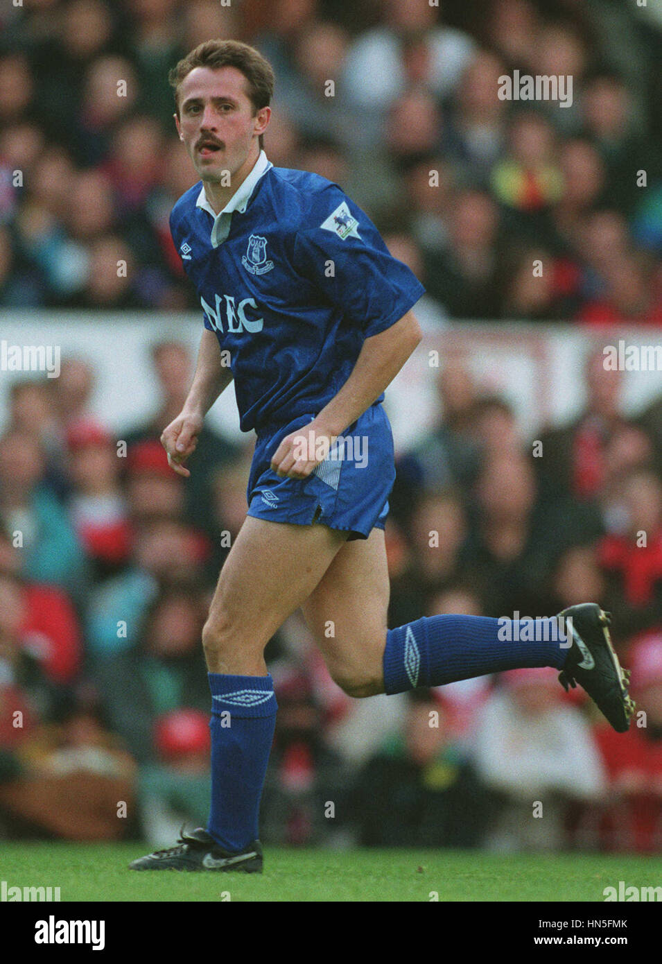 ROBERT WARZYCHA EVERTON FC 28 October 1992 Stock Photo Alamy