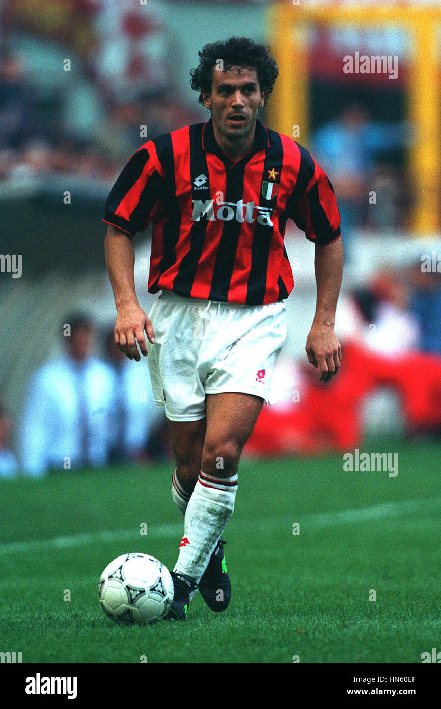 Roberto donadoni milan hi-res stock photography and images - Alamy