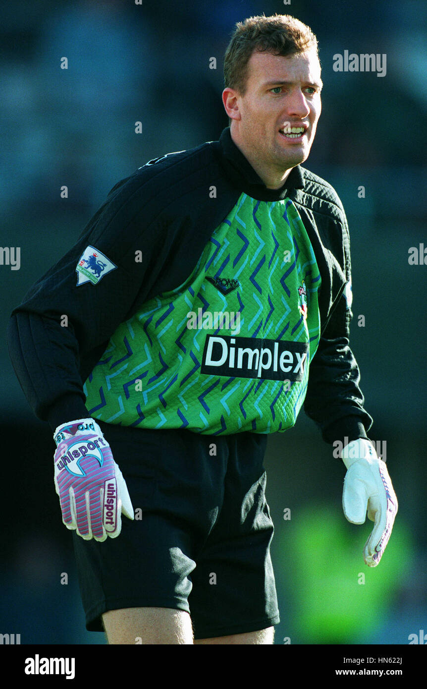 TIM FLOWERS SOUTHAMPTON FC 16 October 1993 Stock Photo Alamy