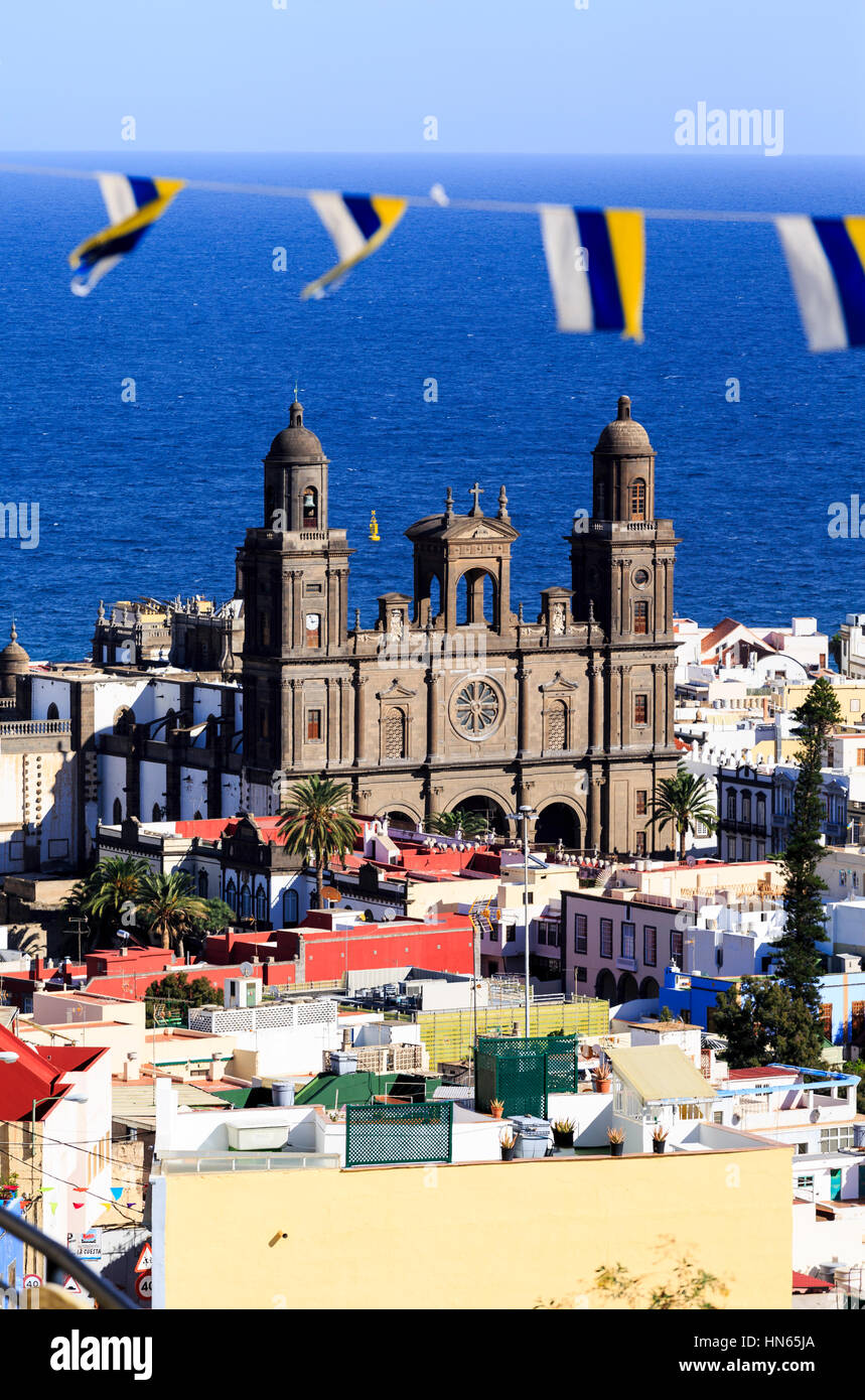 view over Cathedral of Santa Ana looking to the sea, Vegueta old town, Las Palmas de Gran Canaria, Gran Canaria, Canary Islands Stock Photo