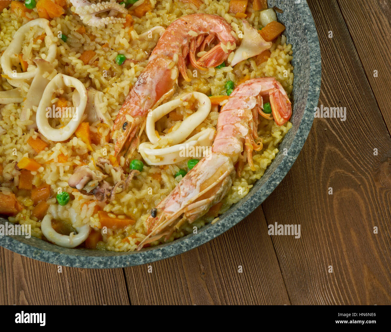 Spanish seafood Paella de Marisco, Paella Marinera Stock Photo Alamy