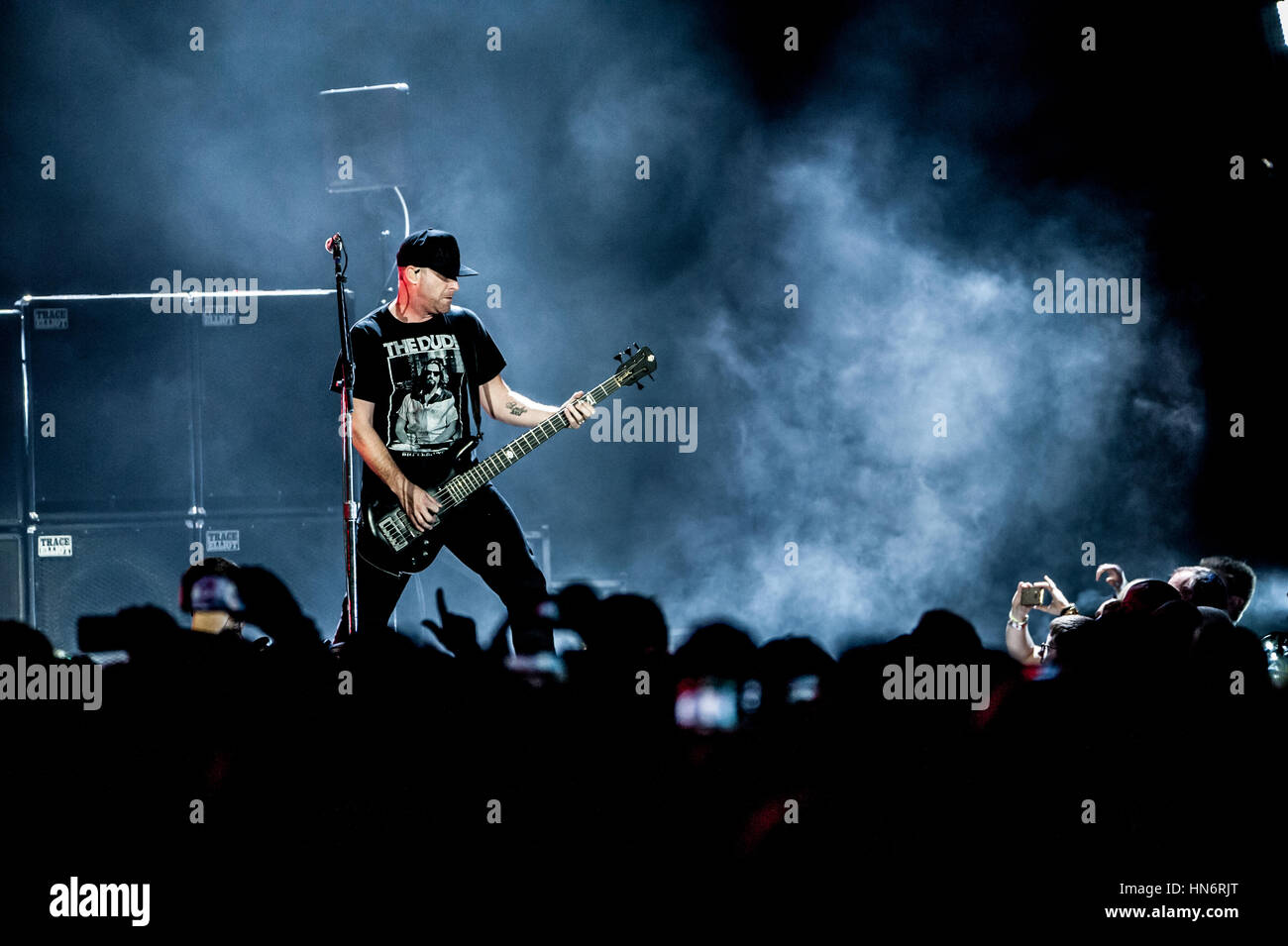 Nickelback live at Londons O2 Arena Stock Photo Alamy