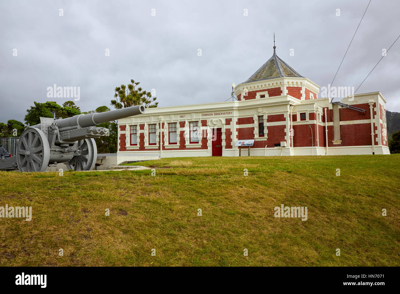 Krupp Gun Dominion Observatory, Wellington, New Zealand Stock Photo
