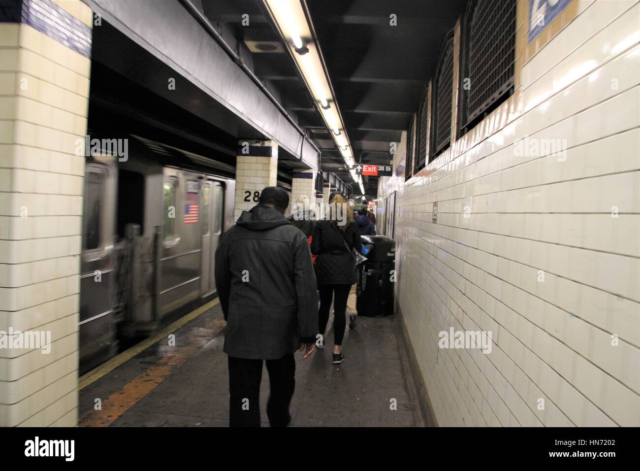 Subway platform, 28th Street IRT Lexington Avenue line Stock Photo