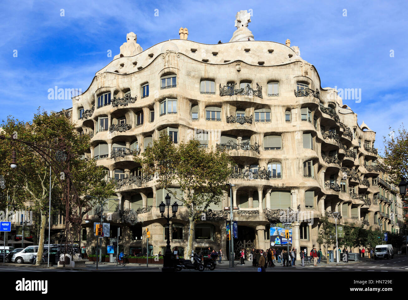 Passeig de Gràcia with La Pedrera,