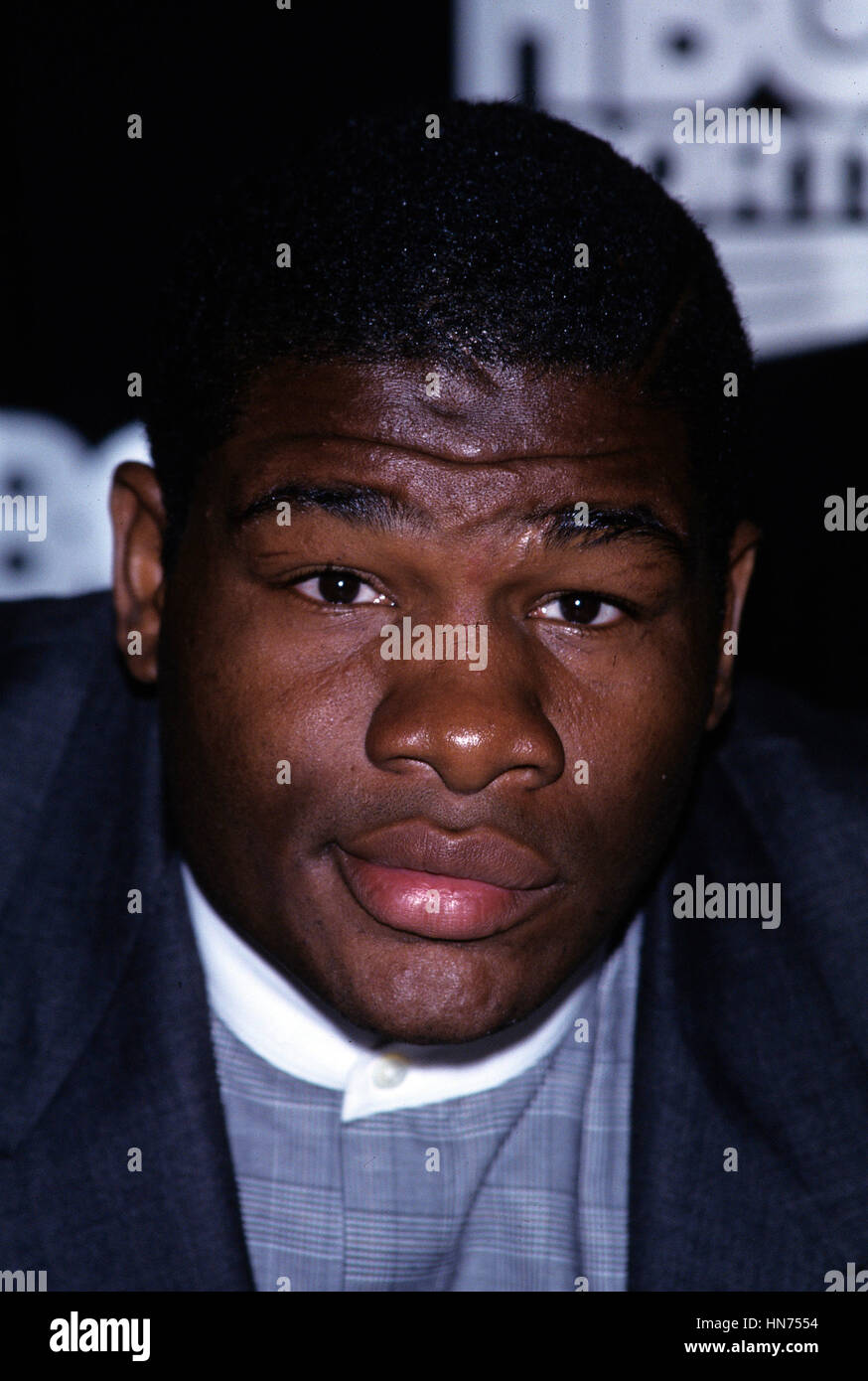 Riddick bowe hi-res stock photography and images - Alamy