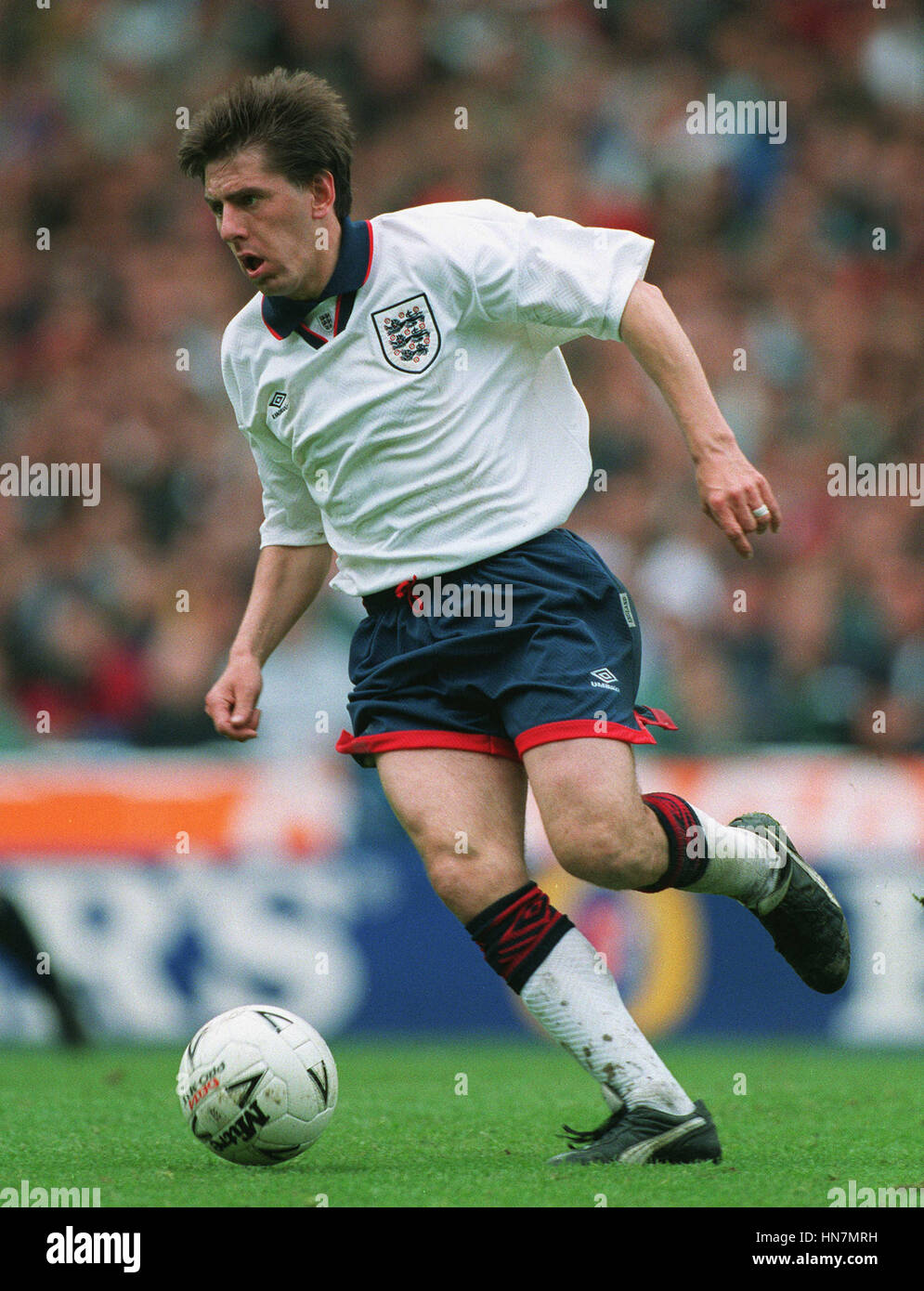 PETER BEARDSLEY ENGLAND & NEWCASTLE UNITED FC 24 May 1994 Stock Photo -  Alamy