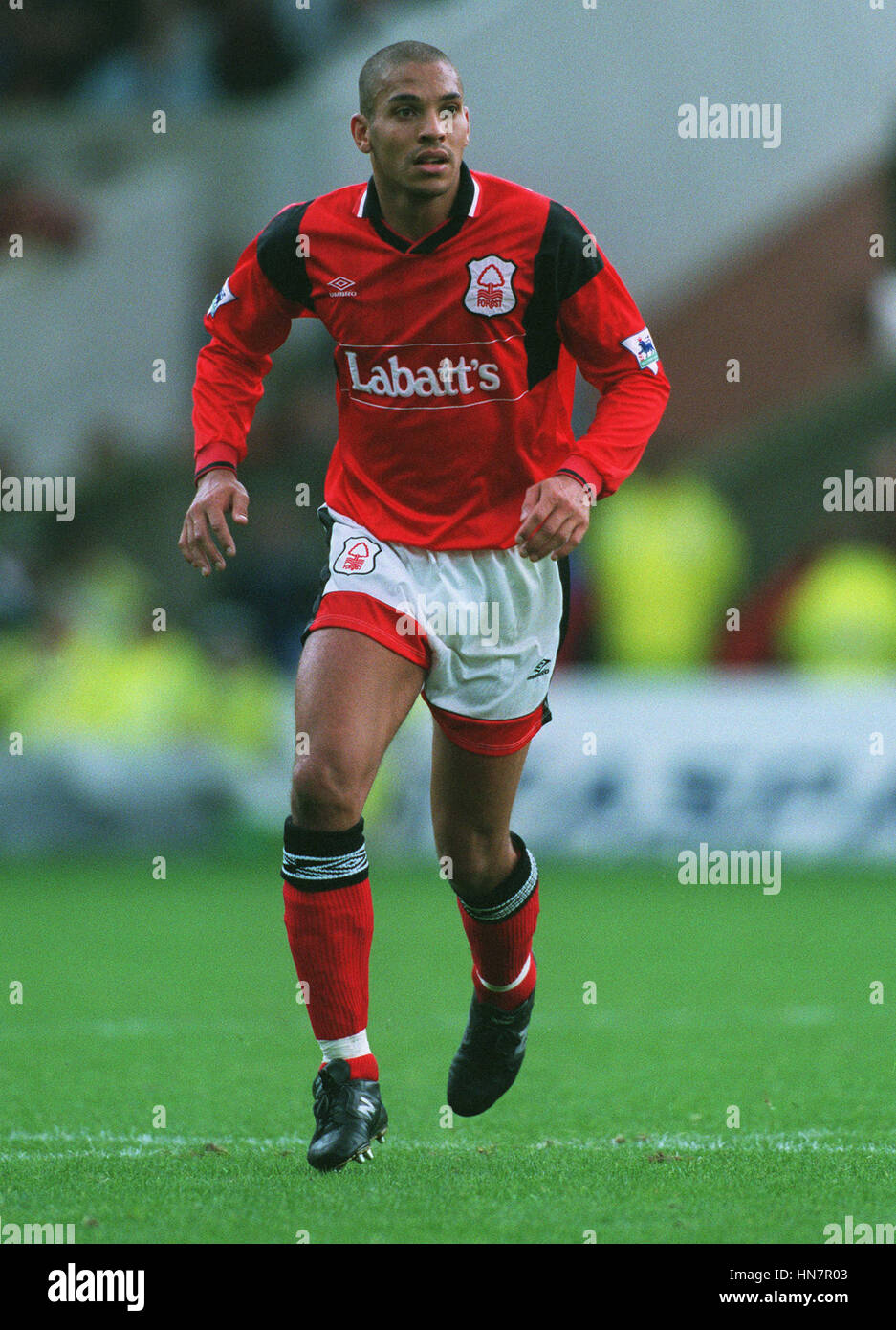 STAN COLLYMORE NOTTINGHAM FOREST FC 20 September 1994 Stock Photo - Alamy