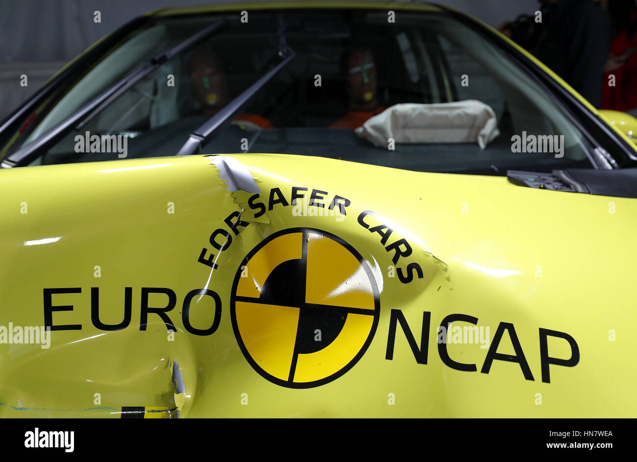 A Euro NCAP sign on the bonnet of a Honda Jazz after a crash test at Thatcham Research in Berskshire Stock Photo