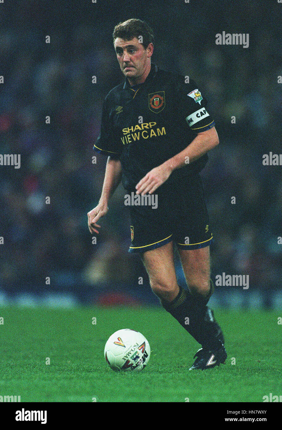 STEVE BRUCE, MANCHESTER UNITED FC, 1989 Stock Photo - Alamy
