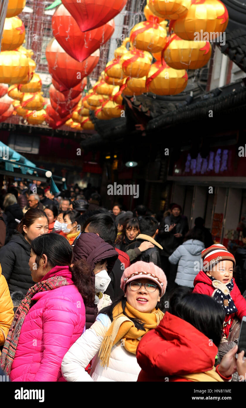 Shanghai, China. 9th Feb, 2017. People visit Yu Garden in Shanghai ...