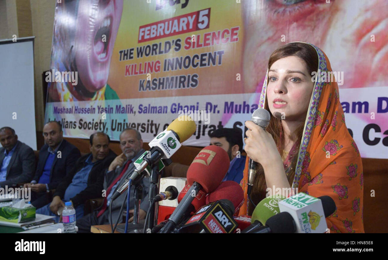 Pakistan. 9th February, 2017. Mishaal Yaseen Malik is addressing Kashmir Solidarity Conference at University of Gujrat (UoG) Sialkot on Thursday, February 09, 2017. Credit: Asianet-Pakistan/Alamy Live News Stock Photo