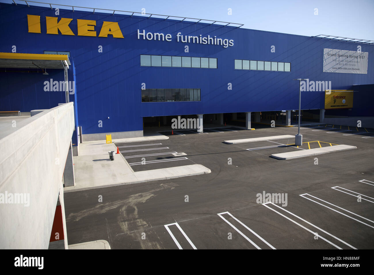 Burbank, CA, USA. 1st Feb, 2017. The parking lot of the new IKEA Burbank  Home Furnishings store on Wednesday, February 1, 2017 in Burbank, Calif.  The 456,000 square foot furniture store on