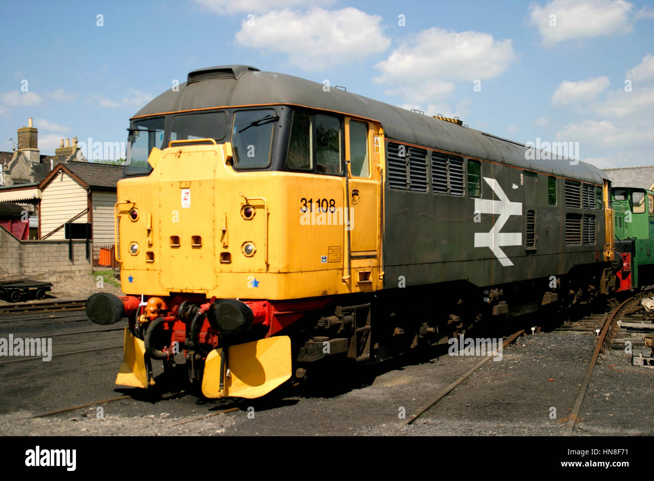 https://c8.alamy.com/comp/HN8F71/british-rail-class-31-diesel-31108-leaving-wansford-station-nene-valley-HN8F71.jpg
