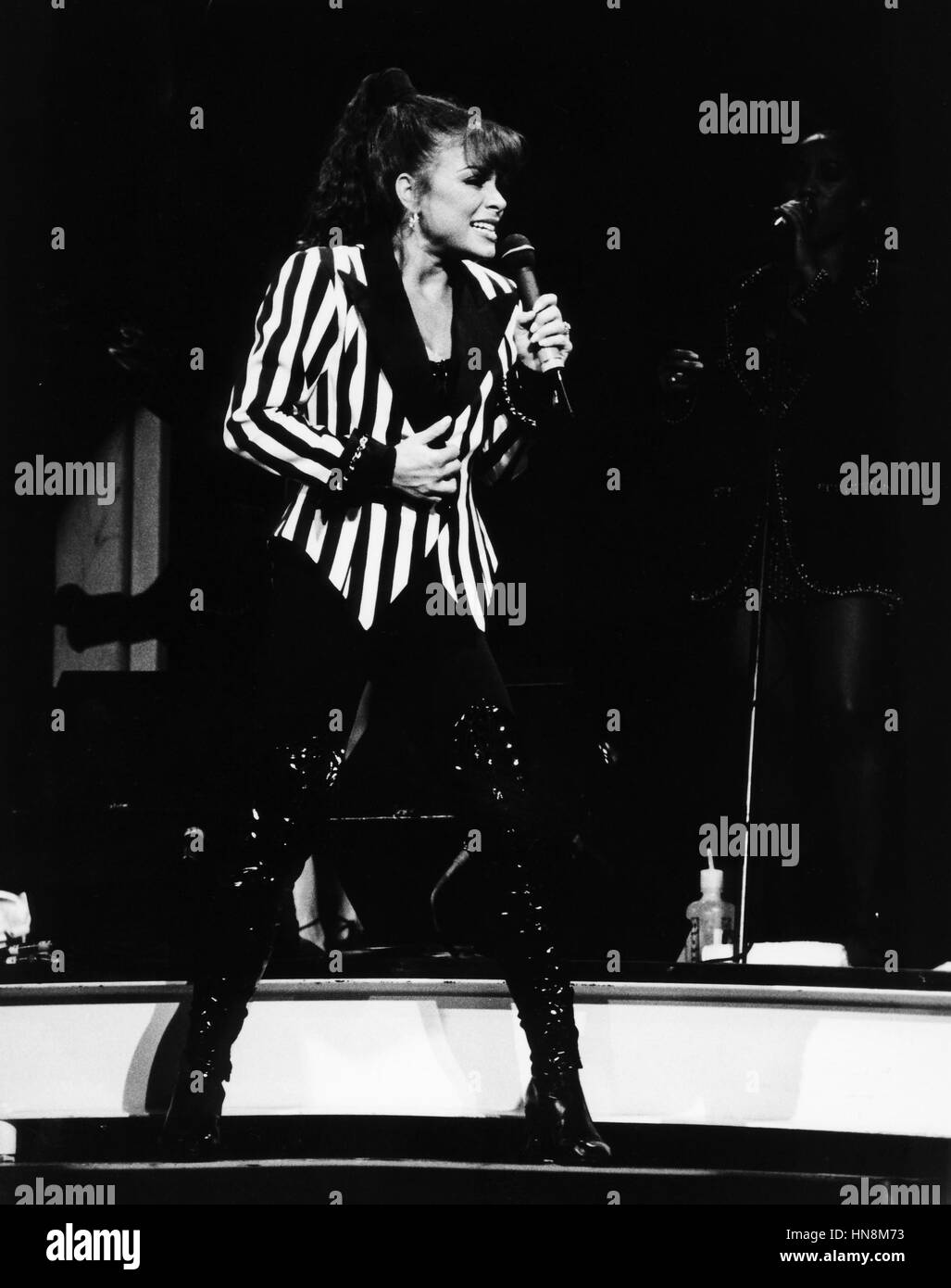 Paula Abdul performing in Cleveland, Ohio in 1992 Stock Photo Alamy
