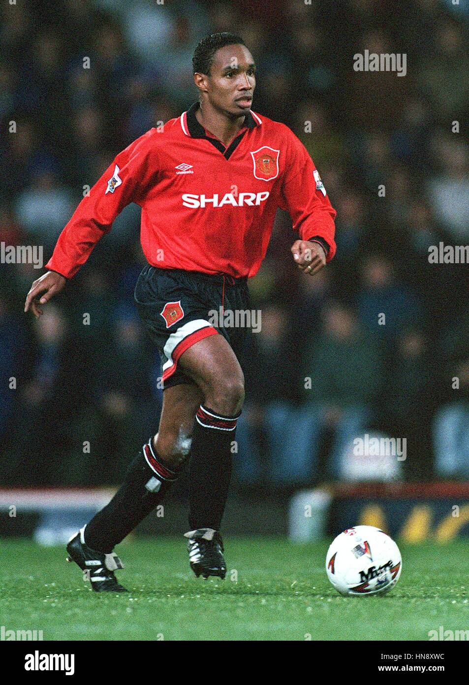 PAUL INCE MANCHESTER UNITED FC 24 October 1994 Stock Photo Alamy