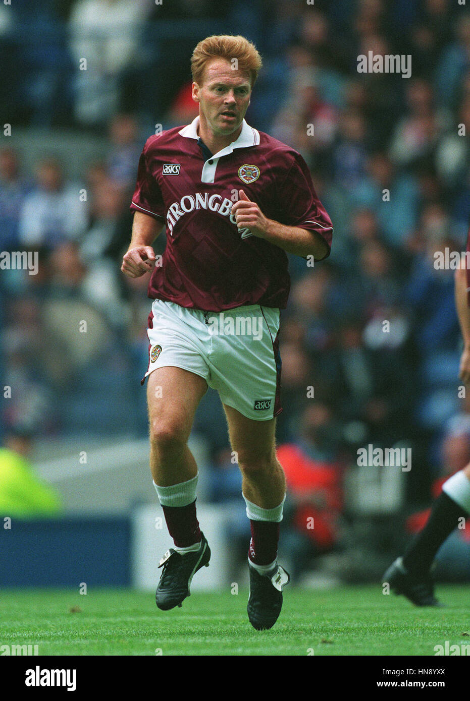 MO JOHNSTON HEART OF MIDLOTHIAN FC 14 September 1994 Stock Photo Alamy