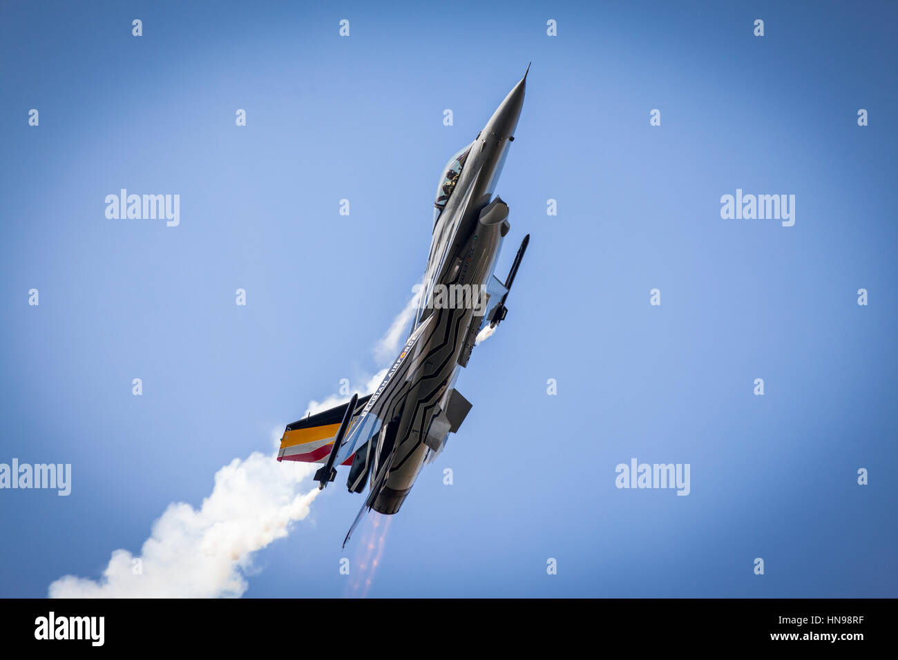 Belgian f 16 hi-res stock photography and images - Alamy