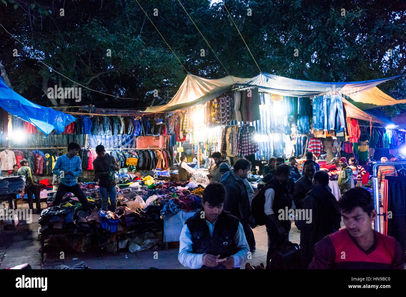 Delhi, India 28th Jan 2017 Street market in Chandni Chowk near red