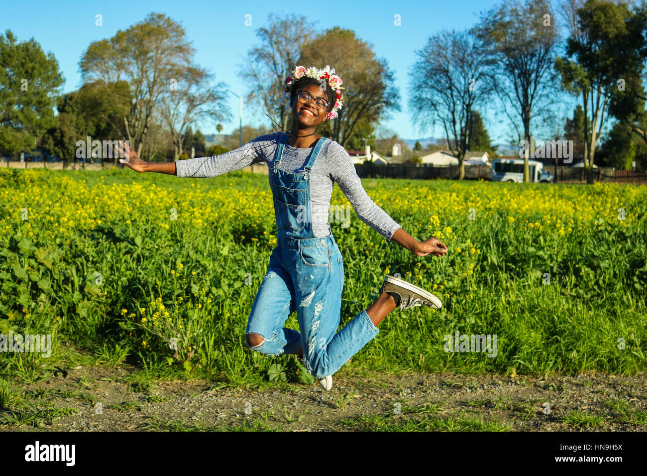 Indian teen girl hi-res stock photography and images - Alamy