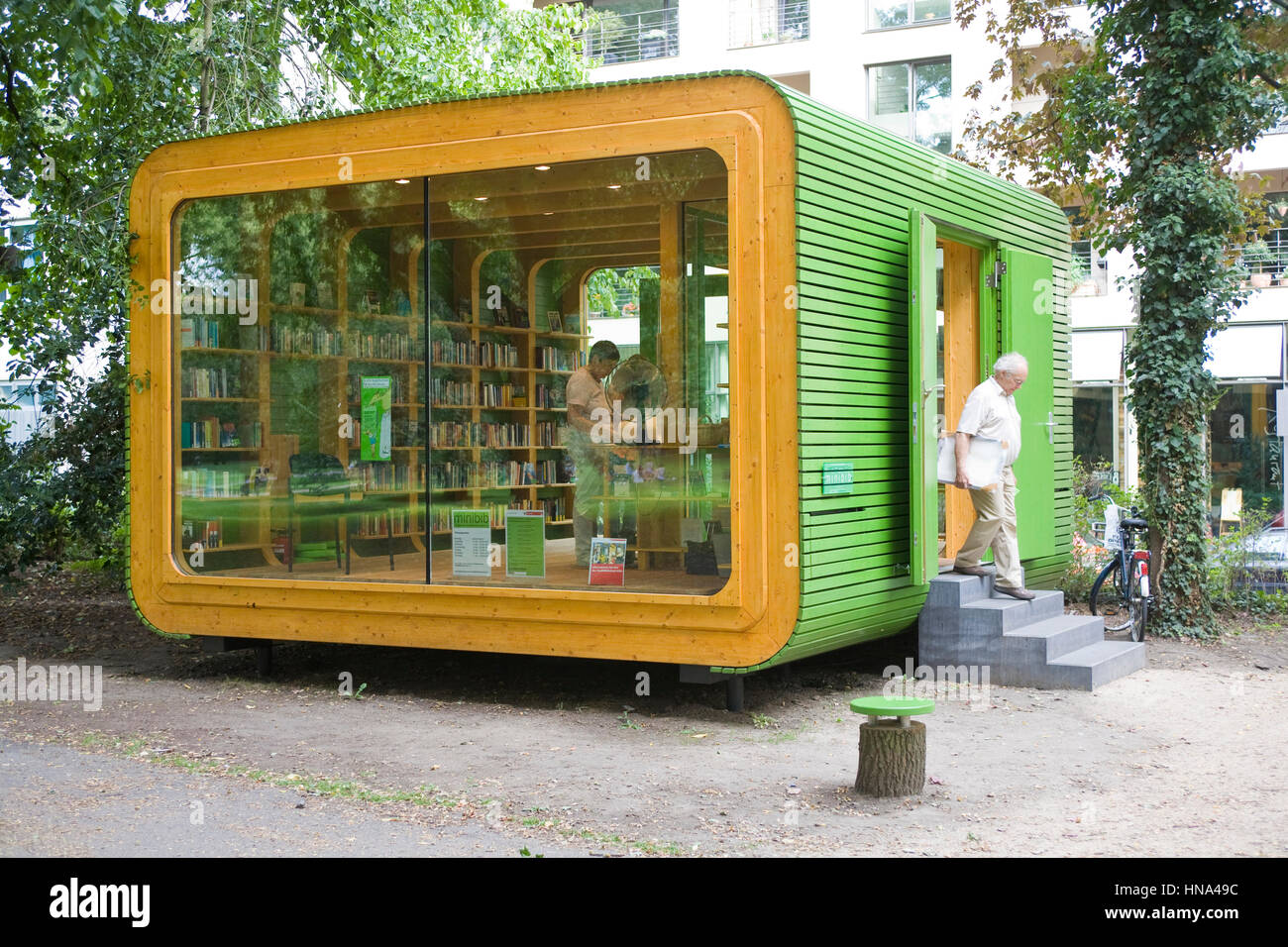 Germany, Cologne, the minibib, kiosk for books to lend for free. No personal datas will be recorded, no library card is needed. Stock Photo