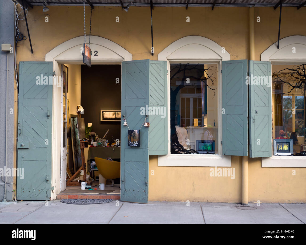 Artist studio and shop in the French Quarter, New Orleans Stock Photo