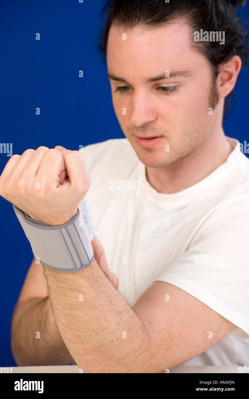 Ambulatory blood pressure hi-res stock photography and images - Alamy