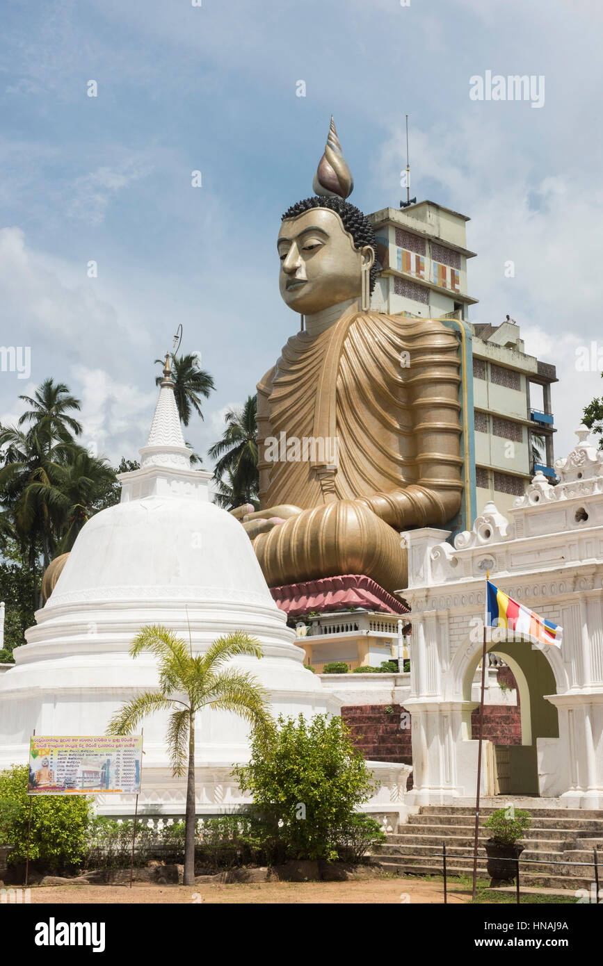 Wewurukannala Temple with the largest Buddha statue in Sri Lanka, Dickwella, Sri Lanka Stock Photo