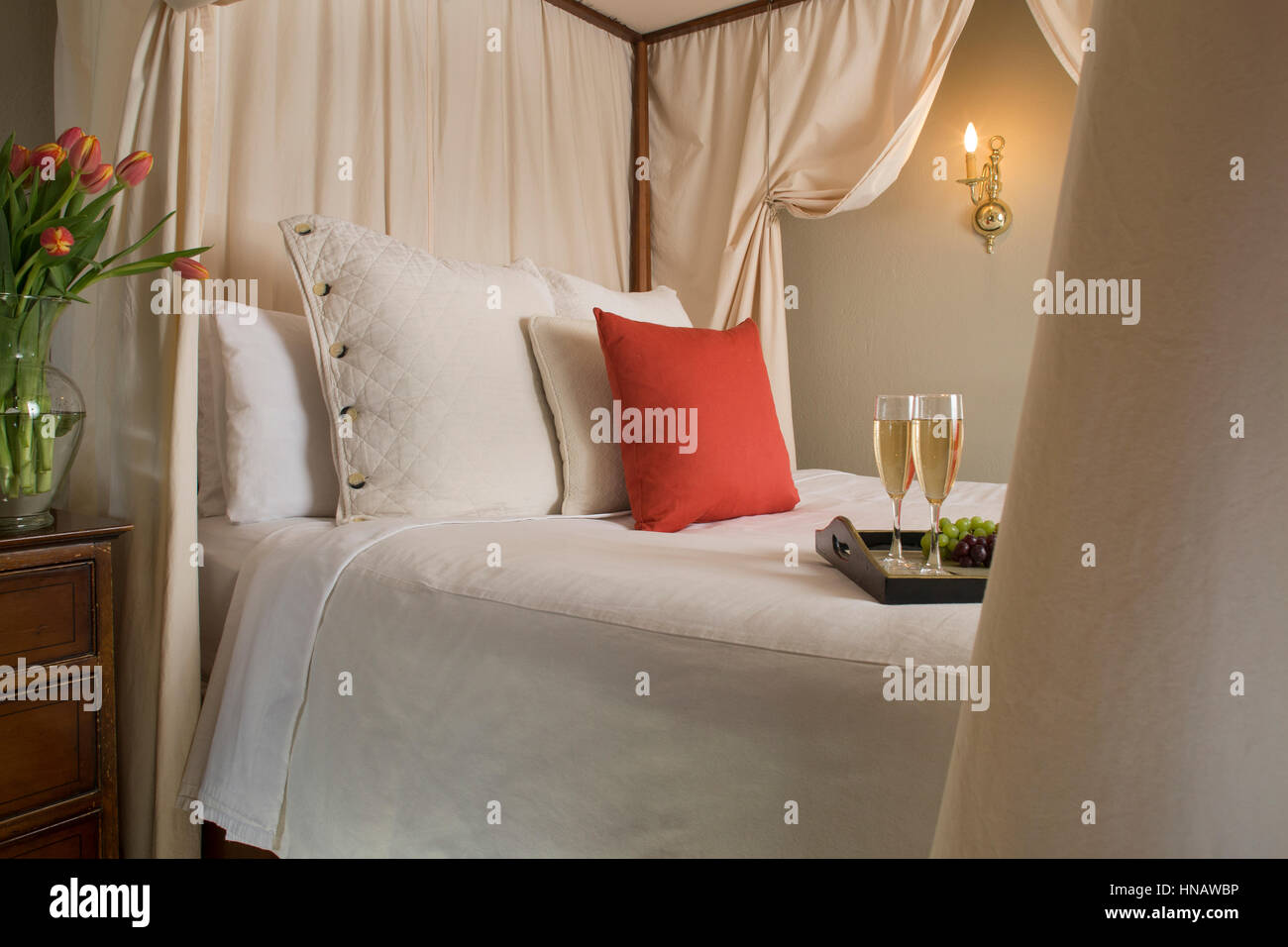 Champagne on bed with drapery, Fife and Drum Inn, Williamsburg, VA