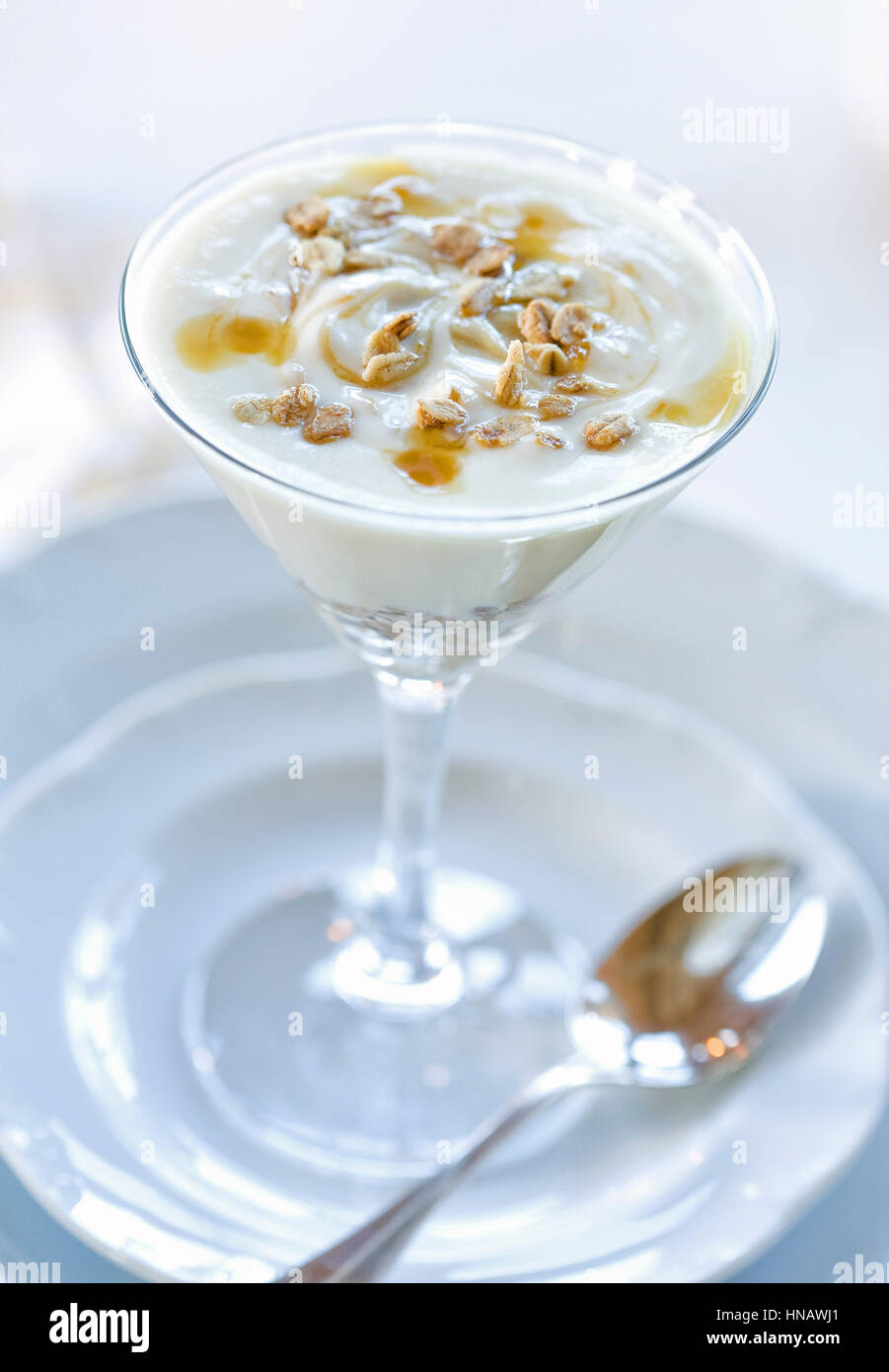 Yogurt granola honey martini glass hires stock photography and images
