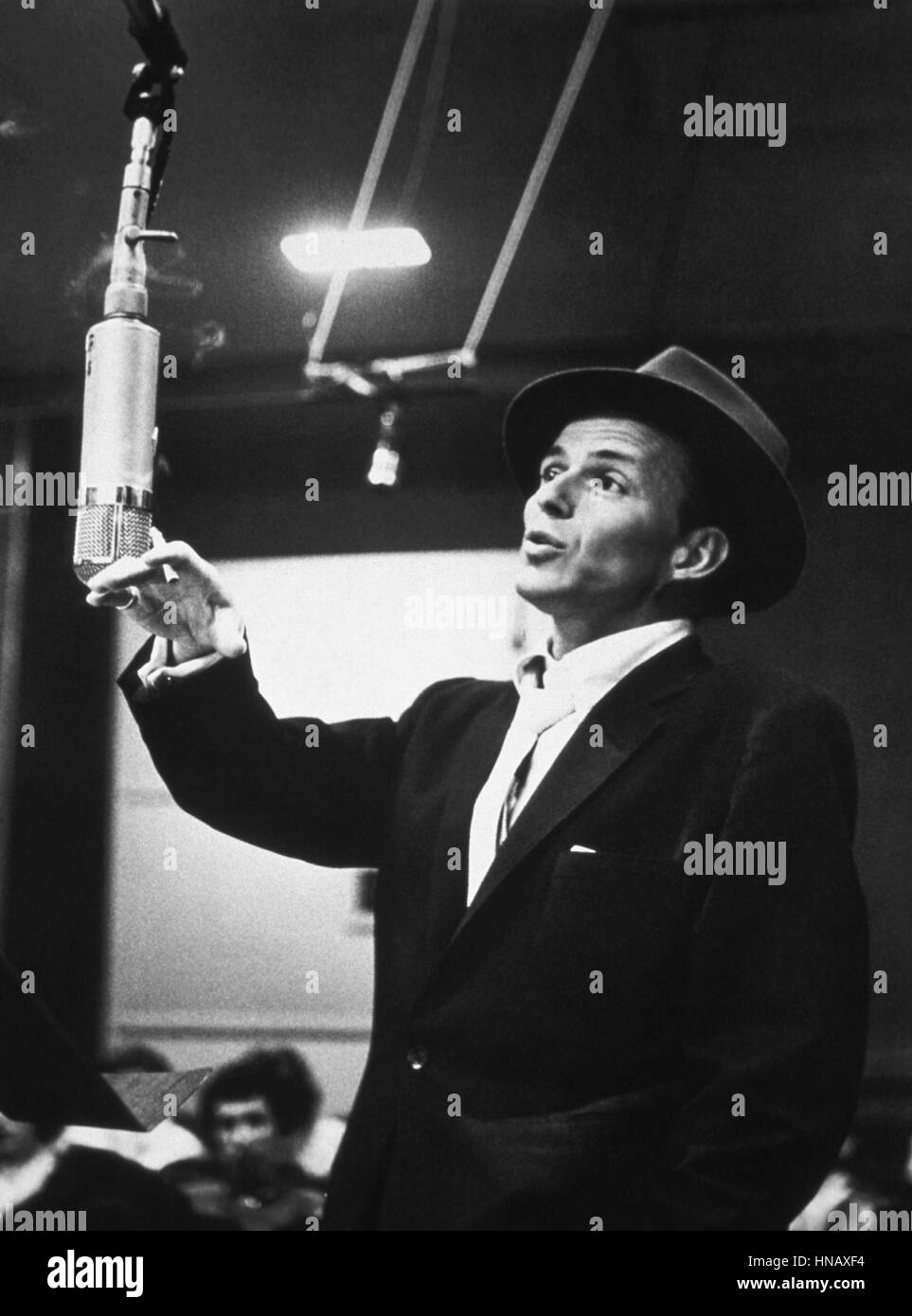 FRANK SINATRA ACTOR & SINGER (1955) Stock Photo