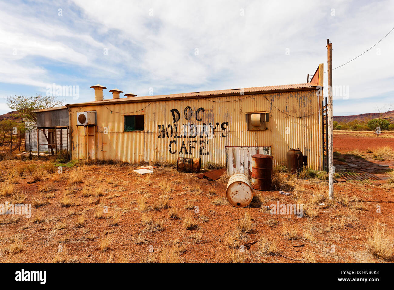 Abandoned Doc Holidays Cafe, in former asbestos mining town, Witenoom, Pilbara, Western Australia. Stock Photo