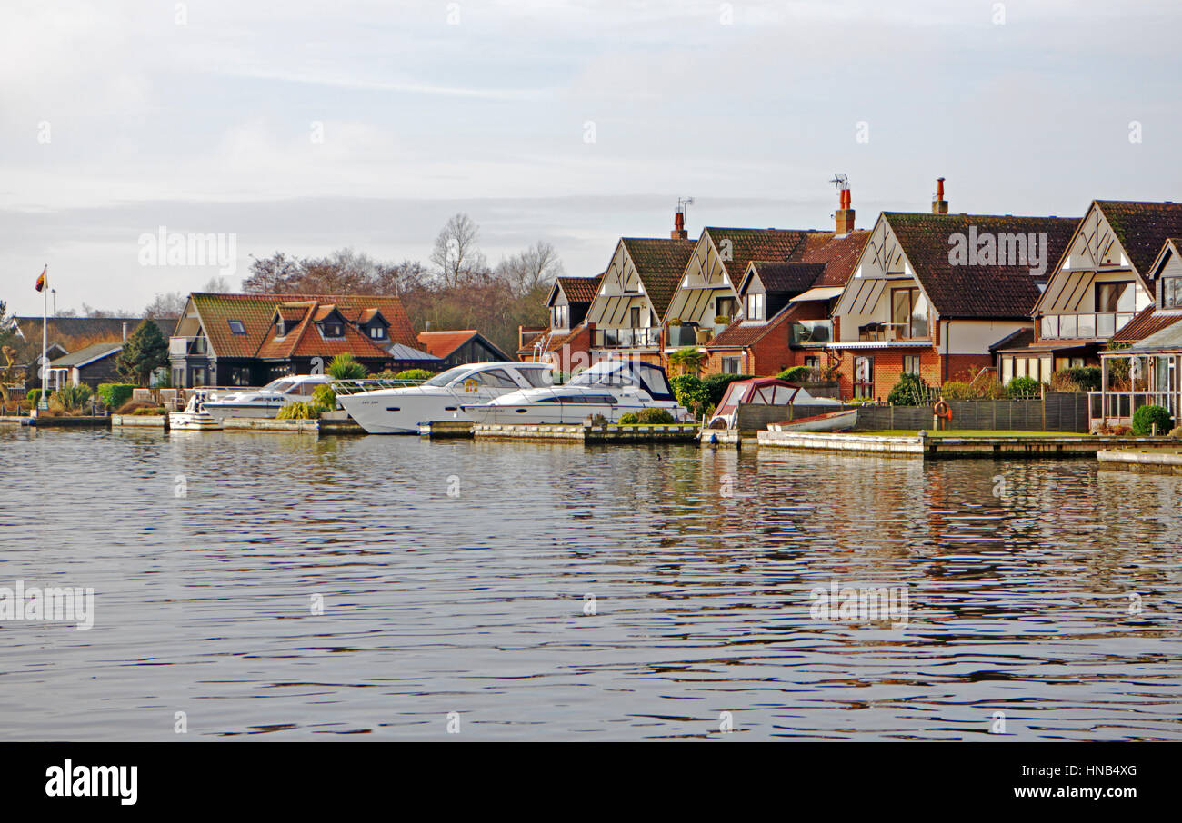 Riverside Moorings Stock Photos & Riverside Moorings Stock Images Alamy