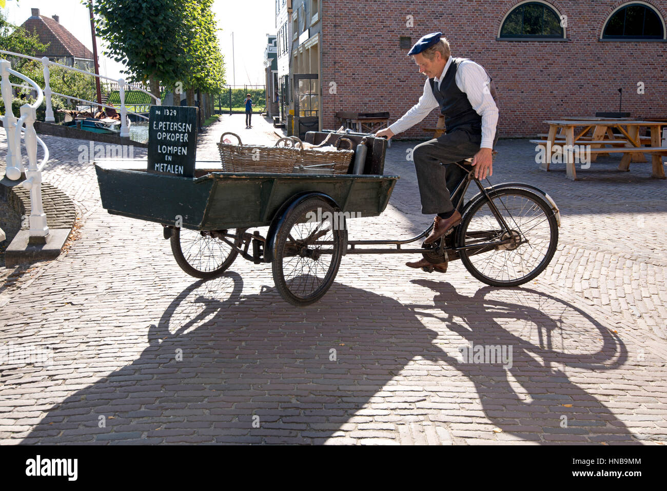 Dutch cargo bike holland hires stock photography and images Alamy