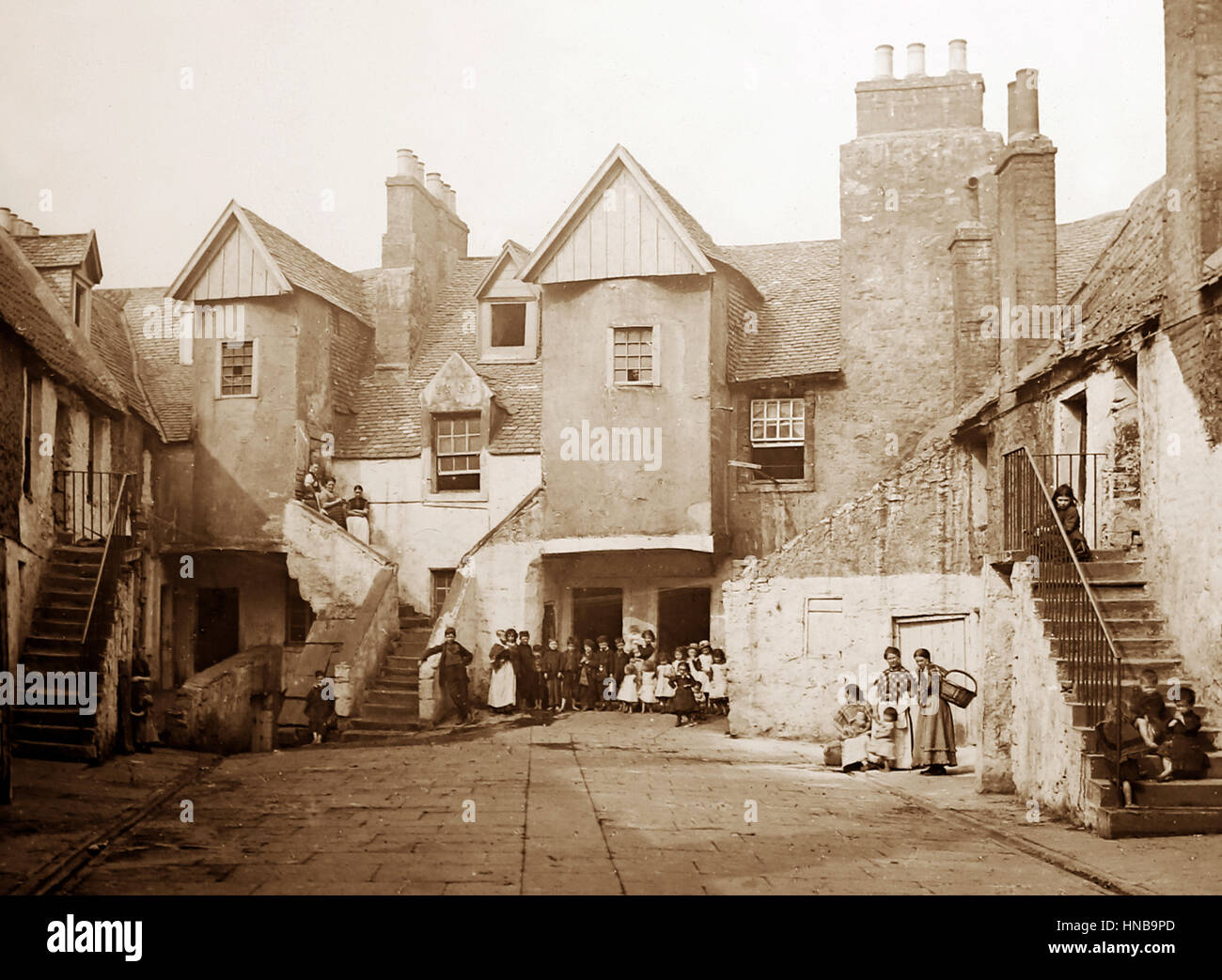 White Horse Close, Edinburgh Victorian period Stock Photo Alamy