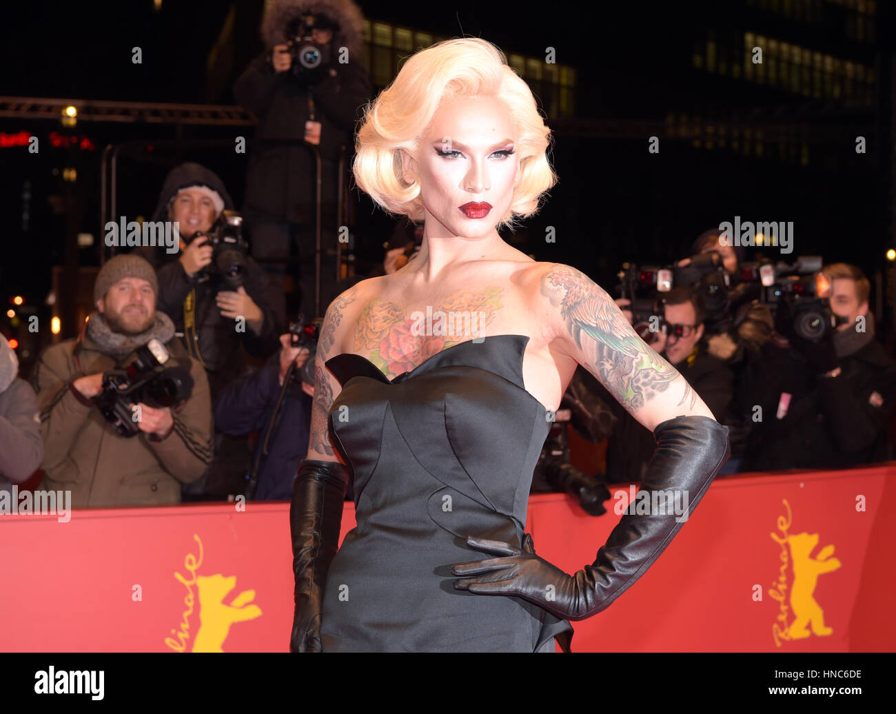 Berlin, Germany. 10th Feb, 2017. Drag queen Miss Fame arrives for the premiere of the movie 