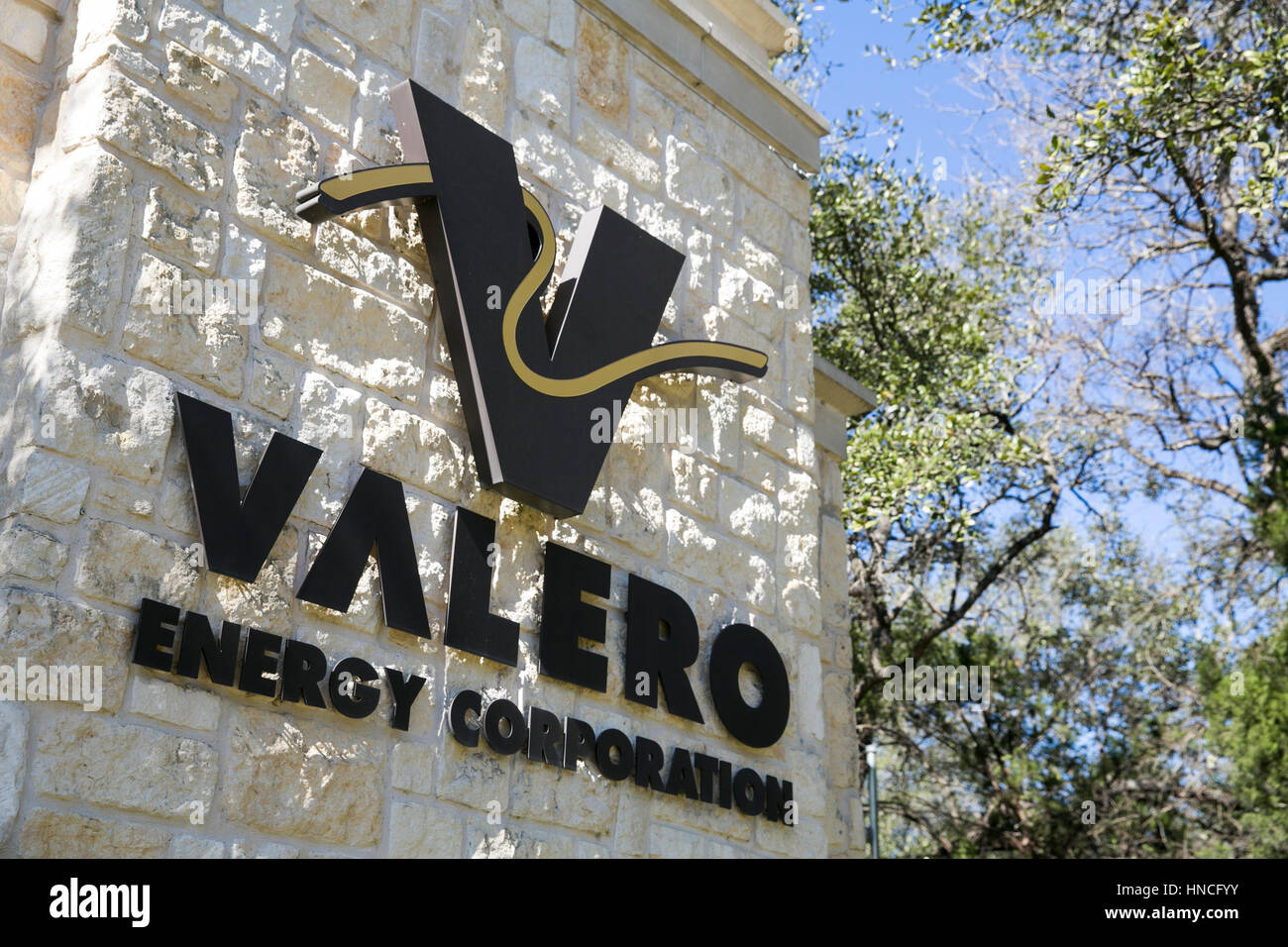 Valero energy corporation hi-res stock photography and images - Alamy