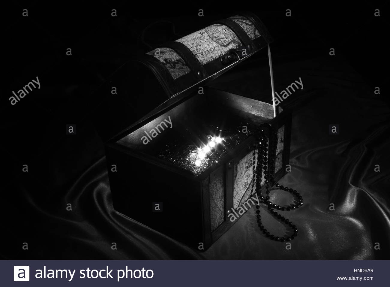 Pirate Treasure Chest Black and White Stock Photos & Images Alamy
