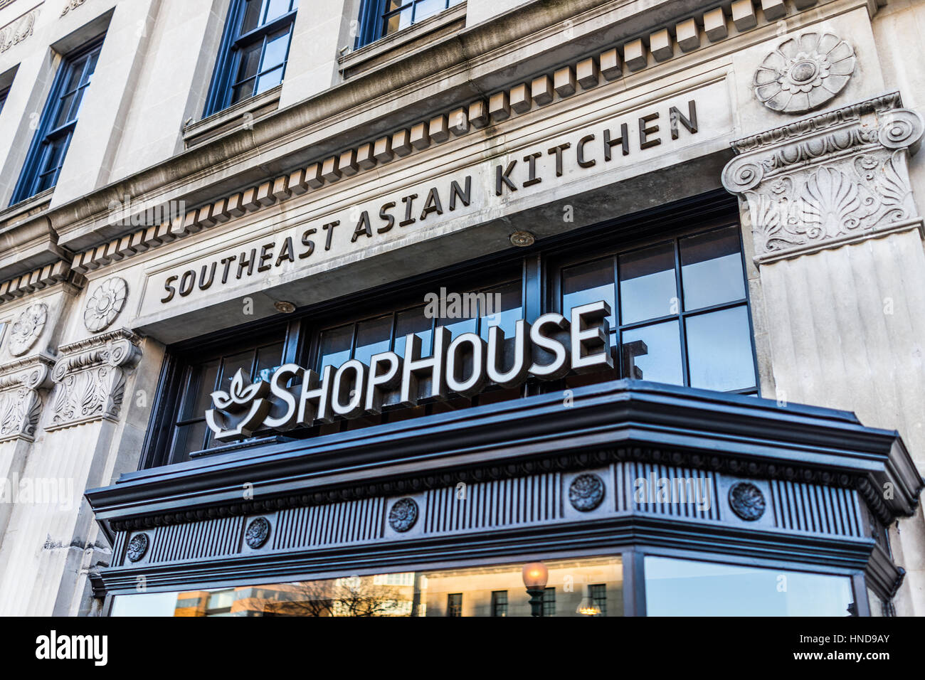 Washington Dc Usa February 5 2017 Shophouse Fast Food Restaurant On Dupont Circle Owned By Chipotle Stock Photo Alamy
