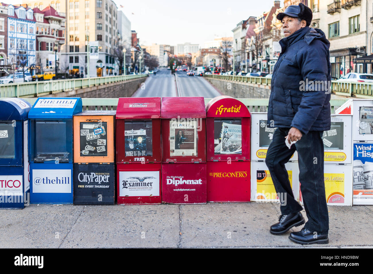 Newspaper vending machines hires stock photography and images Alamy