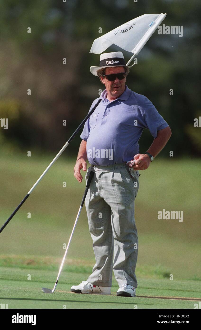 PETER COLEMAN BERNHARD LANGERS CADDIE 31 January 1996 Stock Photo Alamy