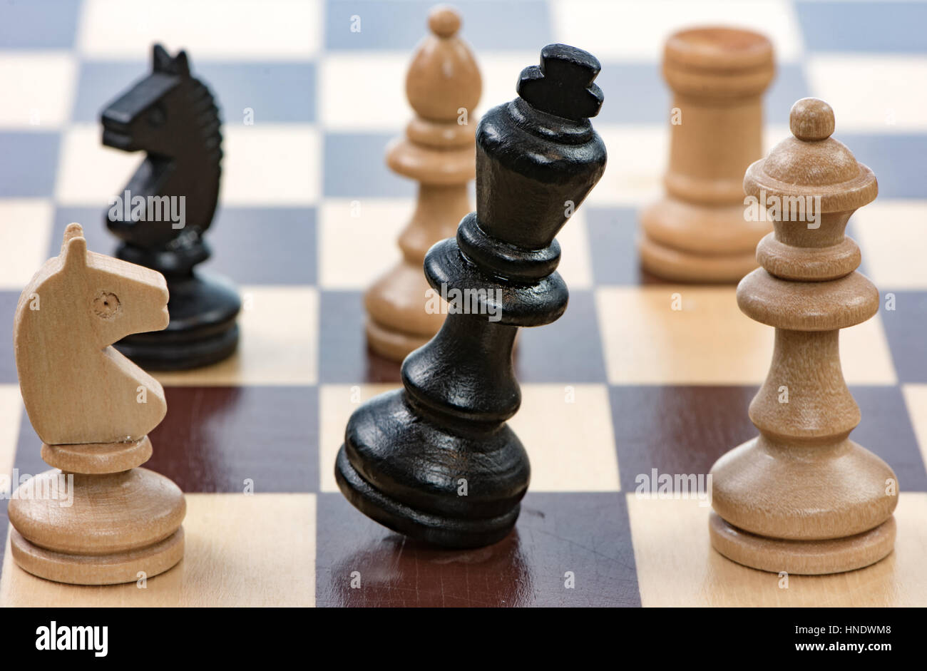 Chess Board With King Queen And Rook In Checkmate Stock Photo - Download  Image Now - iStock