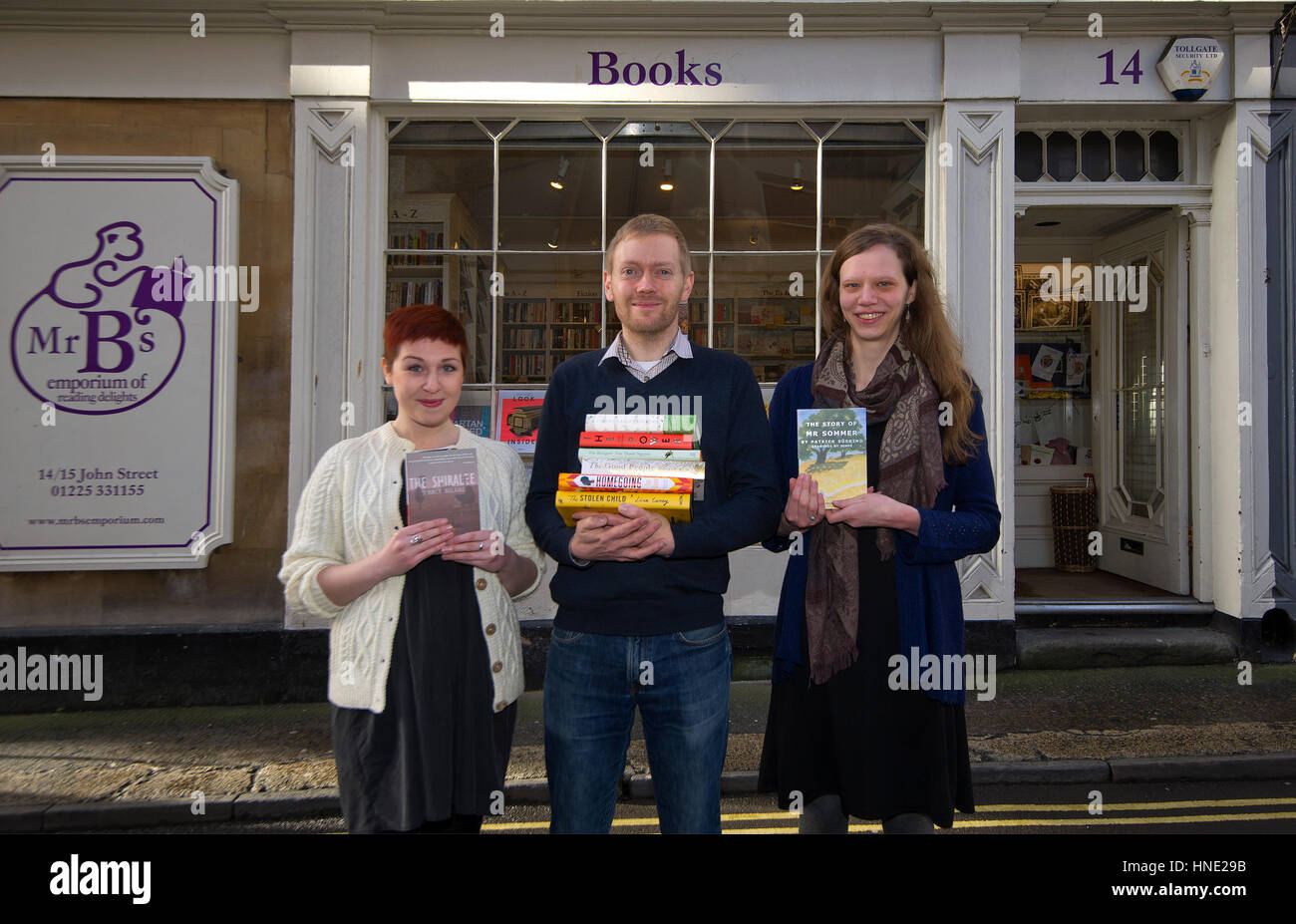 Mr.B's Emporium of Reading Delights, Bath with owner Nic Bottomley and Amy Coles (left) and Betsy Byers. Stock Photo