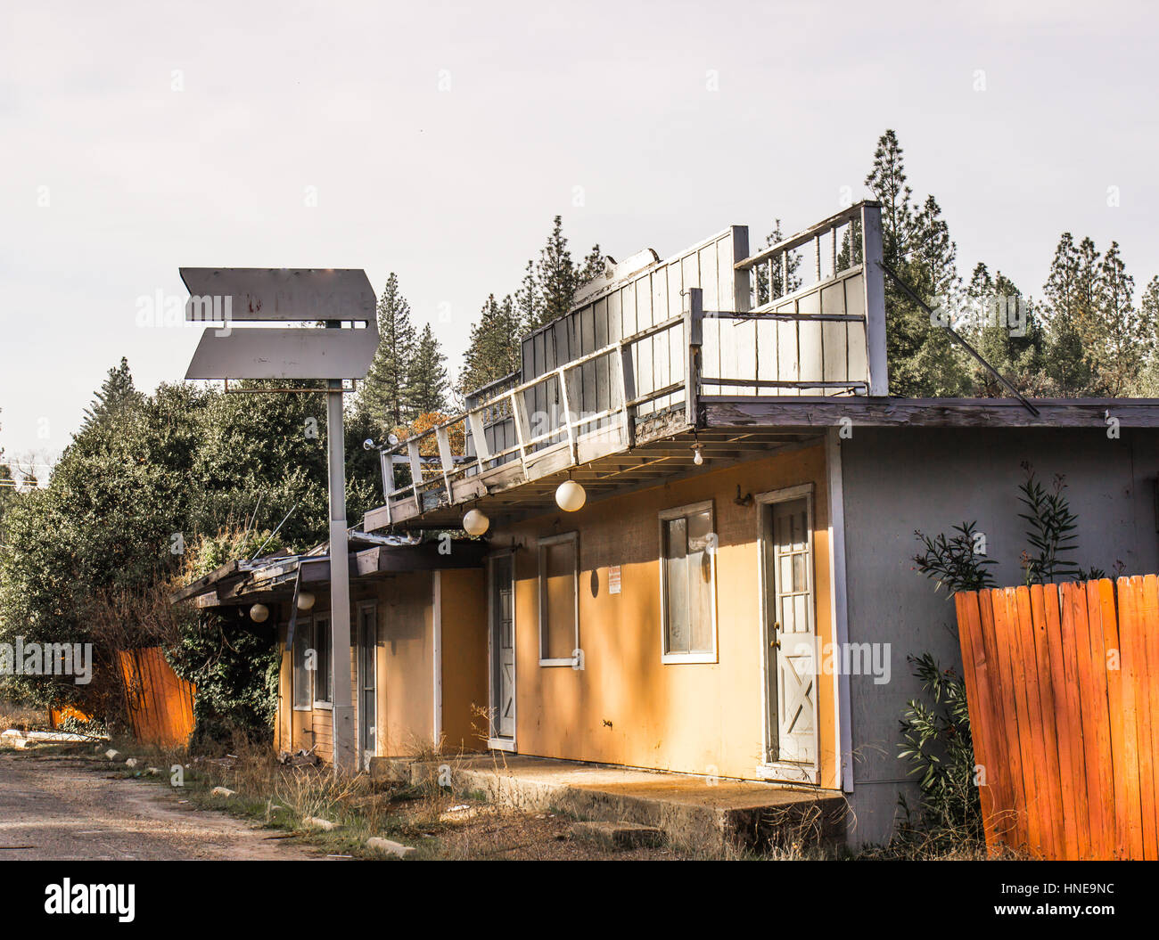 Old Failed Storefront Building From Failed Business Stock Photo - Alamy