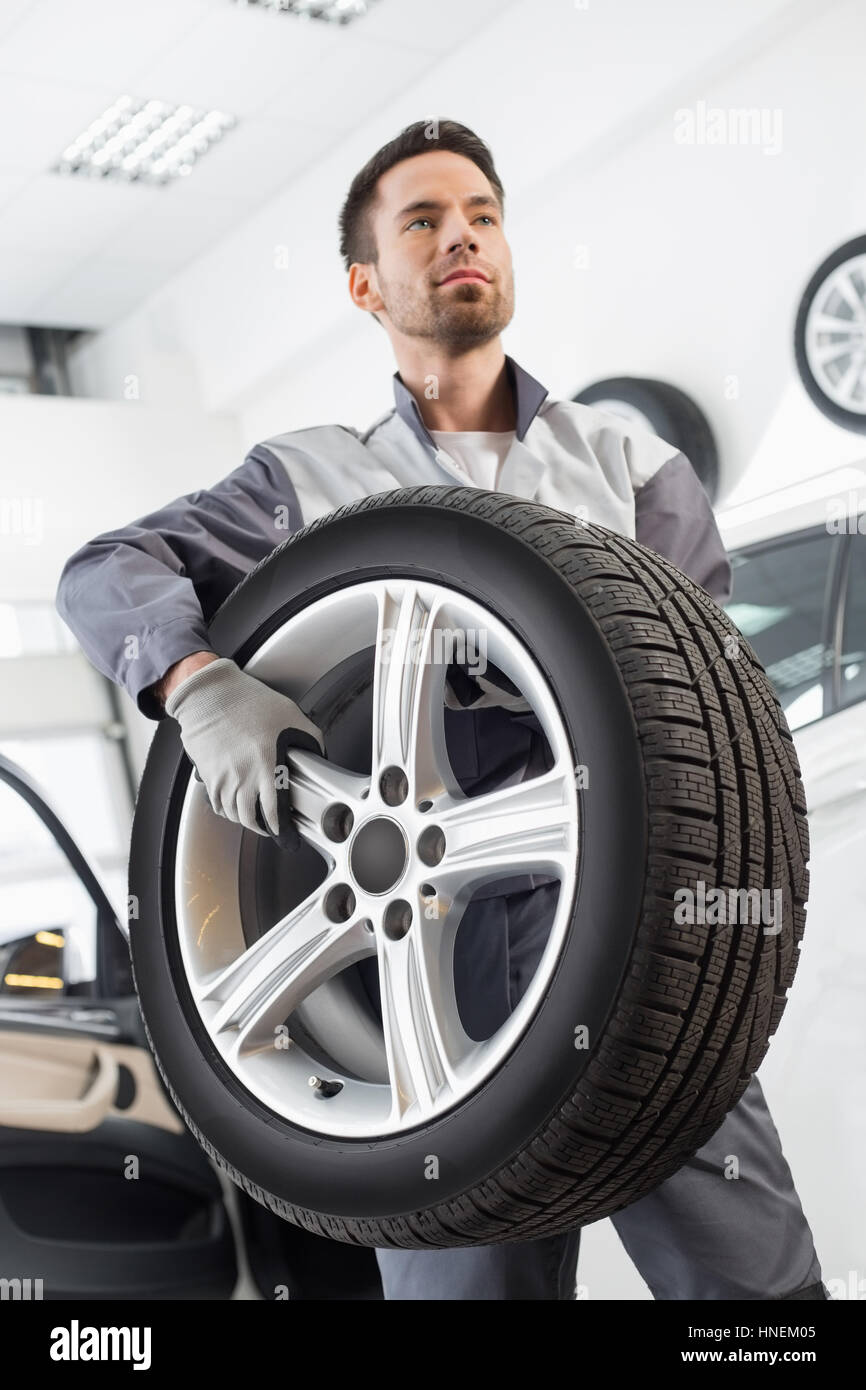 Tire maintenance hires stock photography and images Alamy