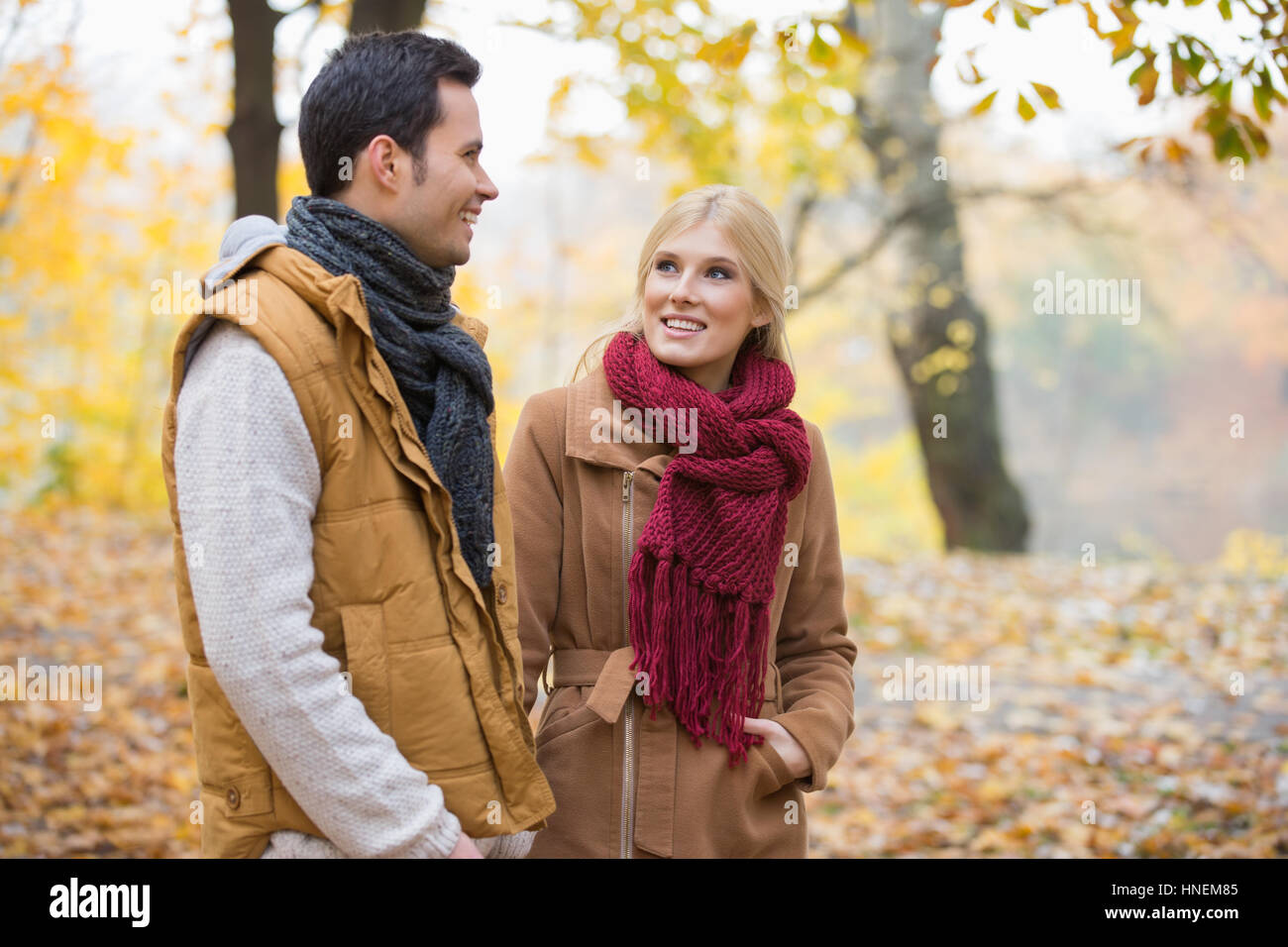 Woman is looking at man hi-res stock photography and images - Alamy