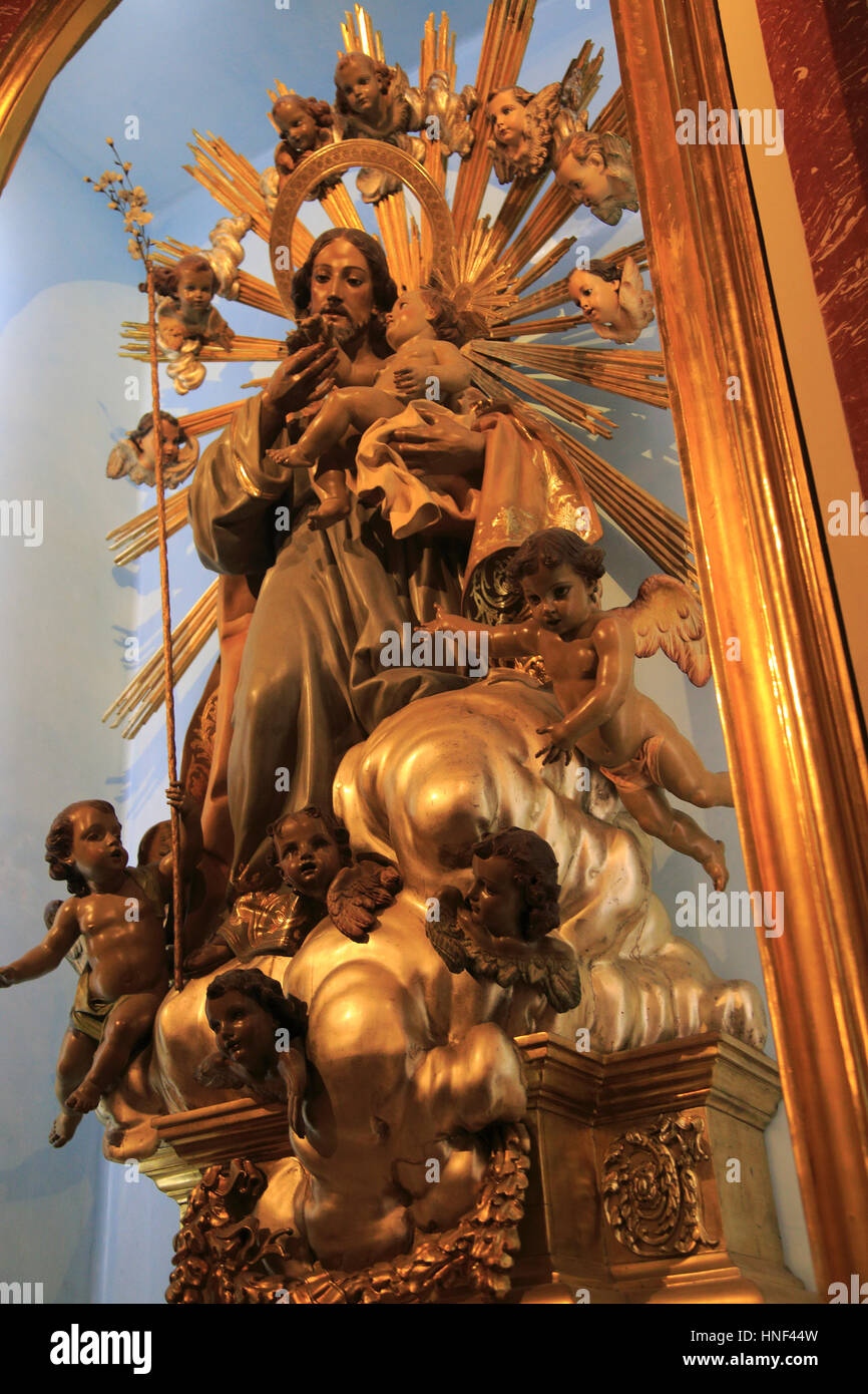 Catholic church statue hires stock photography and images Alamy