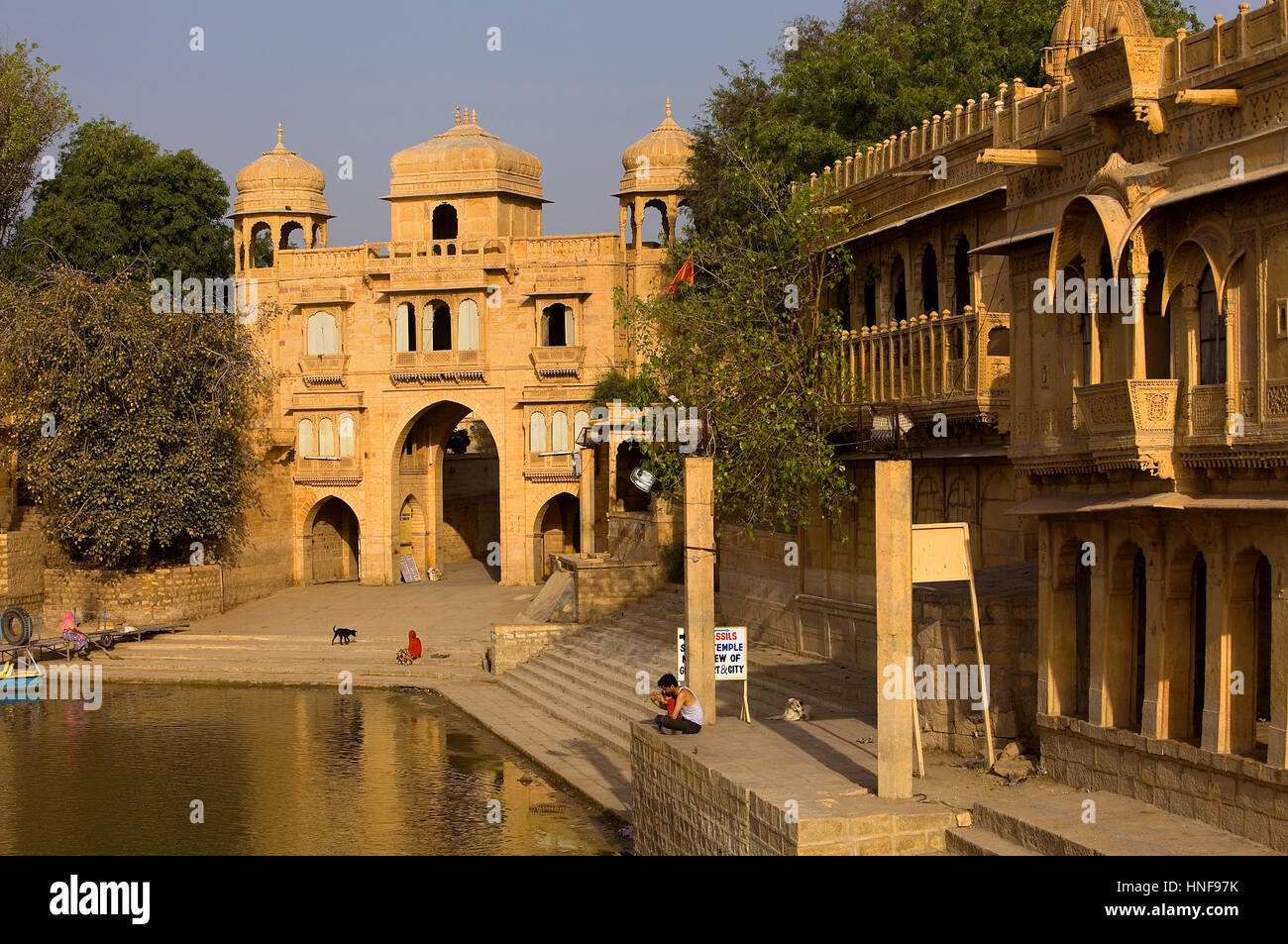 Tilon ki Pol archway in Gadi Sagar, the tank was once the water supply of the city and is surrounded by small temples and shrines, Jaisalmer,Rajasthan Stock Photo