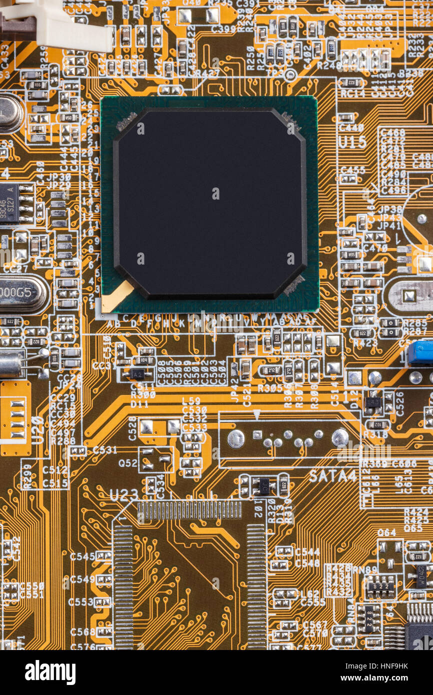 Electronic circuit board processor hi-res stock photography and images ...